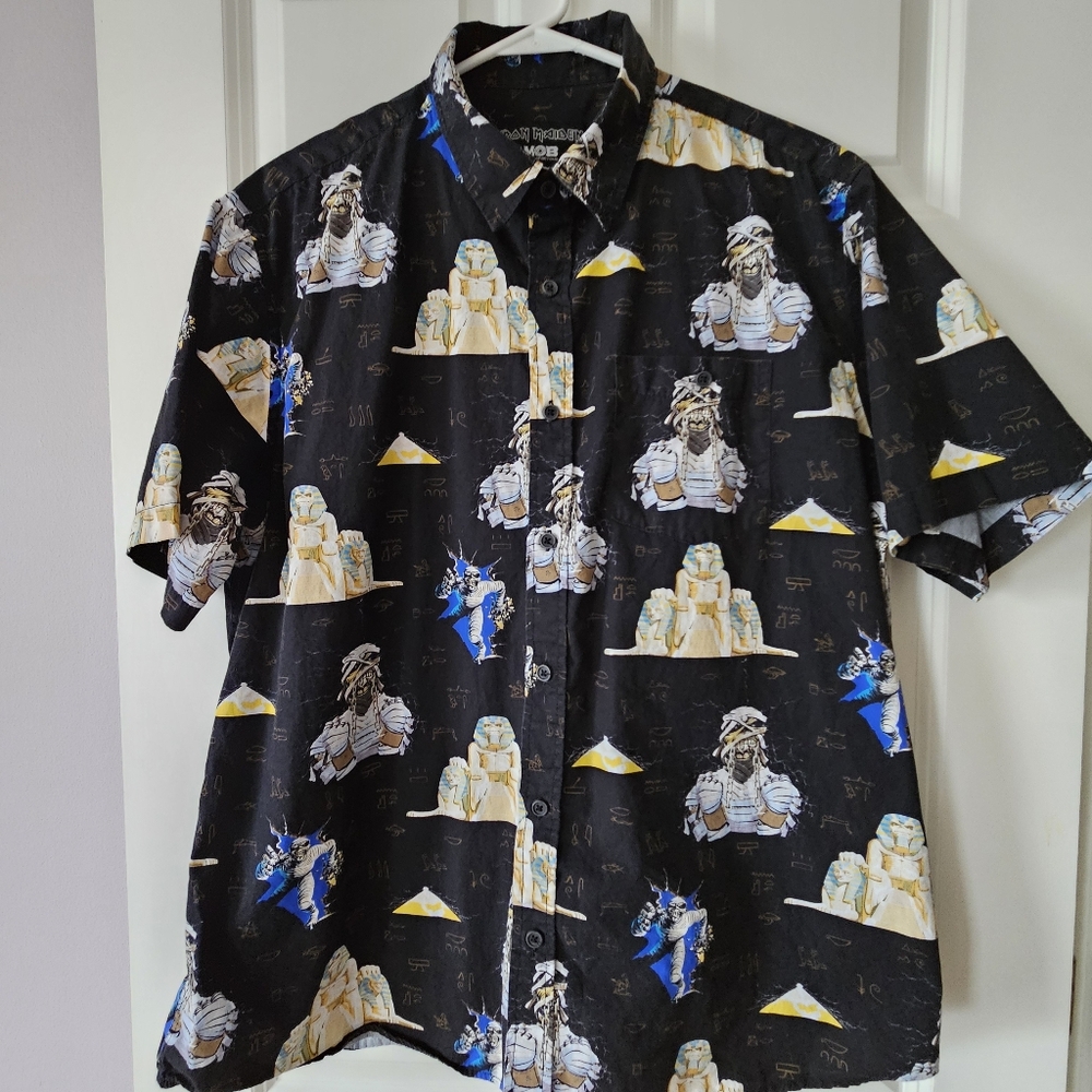 Iron Maiden Powerslave Middle Of Beyond Short Sleeve Button-Up Shirt XL